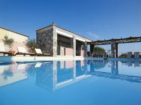Holiday apartment with terrace & pool - Image 4