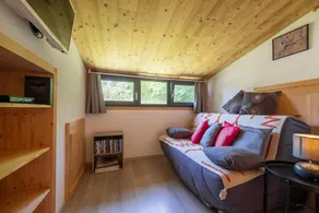 Estudio apropiado para familias con barbacoa y jardín | Vistas al jardín | Admite mascotas - Image 2