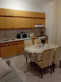 Appartement entièrement équipé avec terrasse et barbecue | Vue mer - Image 4