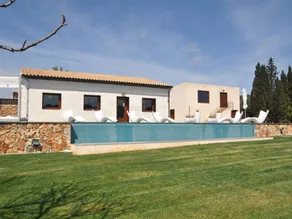 Cottage with barbecue, terrace & garden - Image 3