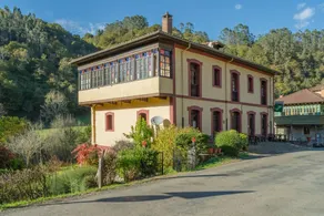 House with garden | Garden view - Image 2