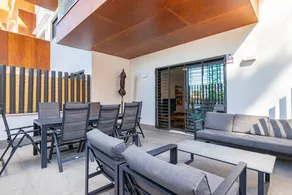 Voll ausgestattete Wohnung mit Pool und Terrasse | Nah am Strand | Ideal für Homeoffice - Image 2