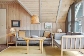 Holiday home with sauna & terrace - Image 2