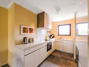 Flat with sauna, heated pool & terrace | Mountain view - Image 4