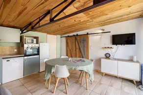 Family-oriented lovely house with garden, sauna & hot tub | Garden view - Image 3