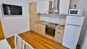 Charming flat with terrace & garden | Pet-friendly - Image 2
