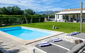 Maison entièrement équipée avec piscine privée, internet haut débit et jardin | Vue jardin - Image 2