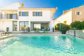 Family-oriented big villa with terrace, garden & barbeque | Next to the beach | Suitable for remote work - Image 5