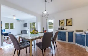House with private pool, garden & BBQ | Garden view | Pet-friendly - Image 2
