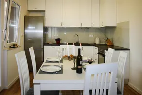 Voll ausgestattetes charmantes Ferienhaus mit Terrasse, Grill und Garten | Hunde erlaubt - Image 4