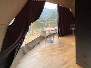 Tent with terrace & heated pool - Image 5