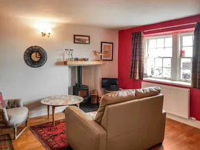 Maines Farm Cottage - Image 3