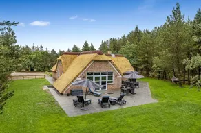 Ferienhaus mit privatem Pool, Terrasse und Whirlpool - Image 3