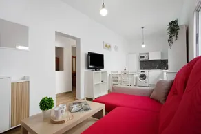 Holiday home with terrace | Garden view | Perfect for remote work - Image 4