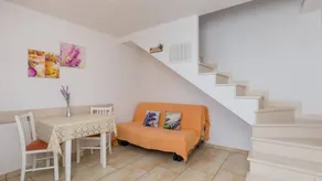 Lovely holiday apartment with terrace | Sea view - Image 4
