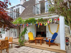 Cottage with terrace & garden - Image 4
