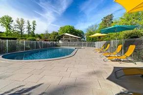 Holiday Home “Domaine Du Grand Roc- Sitellle” with Lake View, Shared Pool & Wi-Fi - Image 3