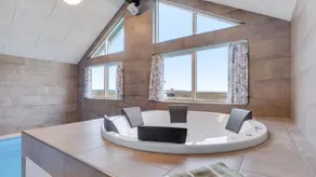 Holiday home with pool, terrace & barbeque | Dogs allowed - Image 5