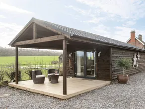 Landhaus mit Terrasse und Garten - Image 3