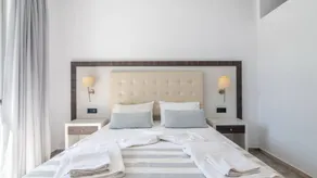 Holiday apartment with terrace & garden | Sea view - Image 4