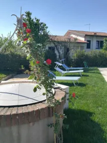 Fully equipped flat with terrace, garden & BBQ | Garden view | Good for workation | Dogs allowed - Image 2