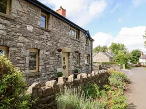 Fully equipped cottage with garden | Dogs allowed - Image 3