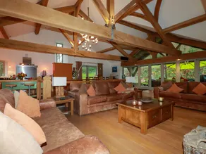 Children-friendly charming cottage with garden | Pets allowed - Image 5