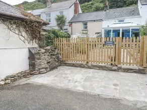 Cottage with terrace & garden | Beach view - Image 2