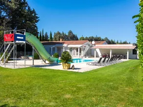 Villa with pool, garden & terrace | Pool view - Image 3