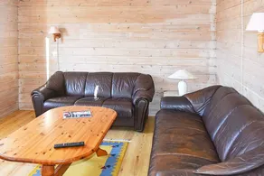 Holiday home with terrace & garden | Water view - Image 5