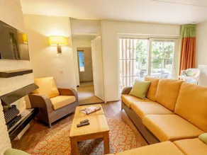 Bungalow with heated pool & terrace - Image 5