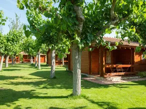 Family-oriented lovely bungalow with pool & terrace | Beach nearby - Image 4