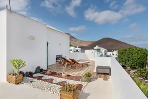 Junior Suite with Terrace for Holidays, Wi-Fi and Air Conditioning - Image 3