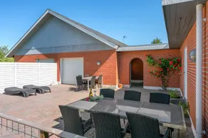 Children-friendly house with sauna, BBQ & terrace | Dogs allowed - Image 2
