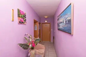 Holiday apartment with terrace | Garden view - Image 3
