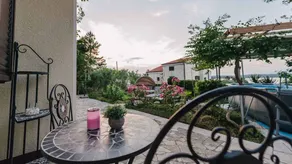 Fully equipped wonderful apartment with pool, barbecue & terrace | Pet-friendly - Image 4