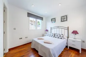 Flat | Mountain view - Image 2
