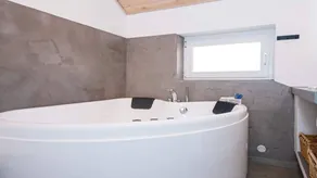 Pleasant holiday home with sauna, jacuzzi & terrace | Pets allowed - Image 2