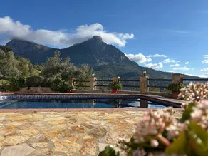Einladendes Chalet mit See- und Bergblick - El Gastor - Image 3