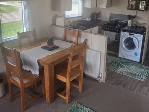 Child-friendly cottage with garden & pool | Pets allowed - Image 3