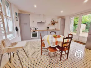 Fully equipped cottage with barbecue & garden - Image 4
