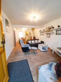 Holiday home with terrace - Image 3