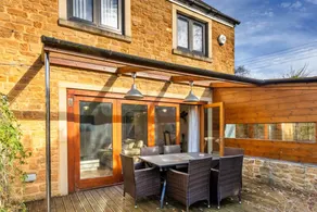 Ferienhaus mit Garten - Image 5