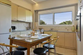 Beach Family House In Artemida – Sea View, Wi-Fi & Air Conditioning - Image 3