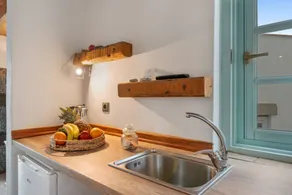 Charming dedicated room with pool | Sea view | Pets allowed - Image 3