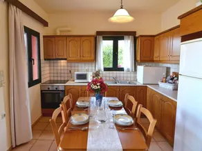 Holiday home with private pool, barbeque & garden | Nature view - Image 4