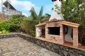Ferienhaus mit Garten und Grill | Meerblick - Image 2