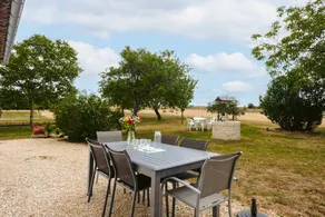Casa con barbacoa, terraza y jardín | Vistas al jardín | Adaptada para teletrabajar - Image 2
