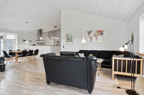 Casa accogliente e familiare con griglia, terrazza e idromassaggio - Image 5