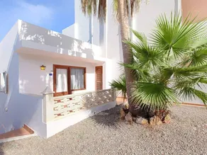Holiday apartment with terrace, pool & garden | Mountain view - Image 4